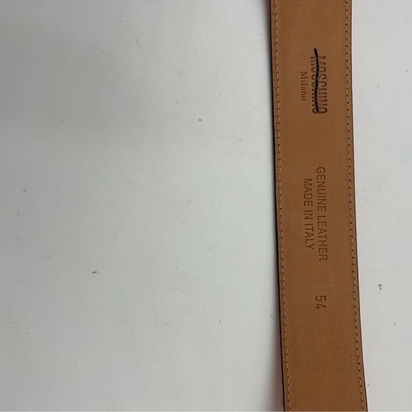 Moschino couture leather belt size 54 cm made in Milan Italy